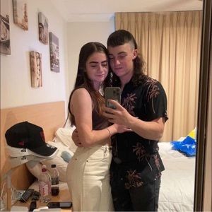 Meet your Posher, Ella